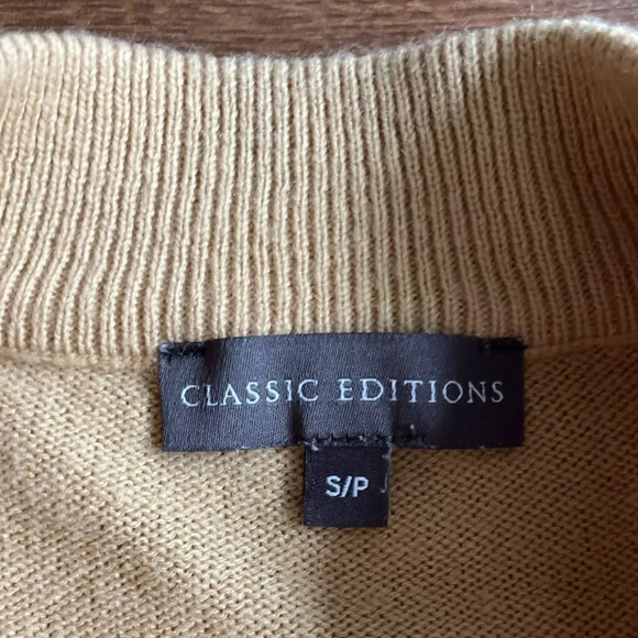 🔥4/$20 Beige sweater - Picture 5 of 9